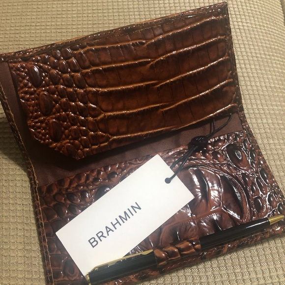 New Brahmin Pecan Melbourne Cordelia Checkbook - Picture 5 of 5